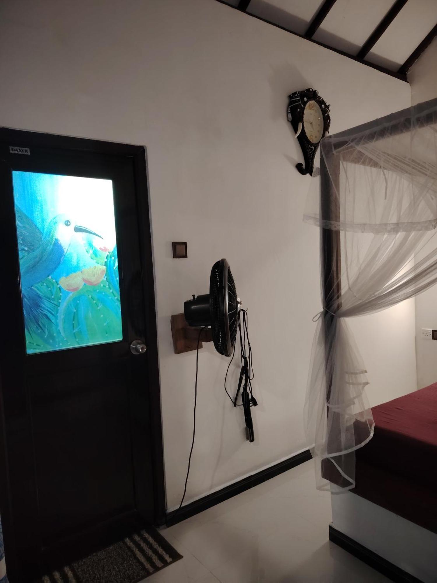 Peacock'S Paradise Safari Hostel Udawalawe Zewnętrze zdjęcie