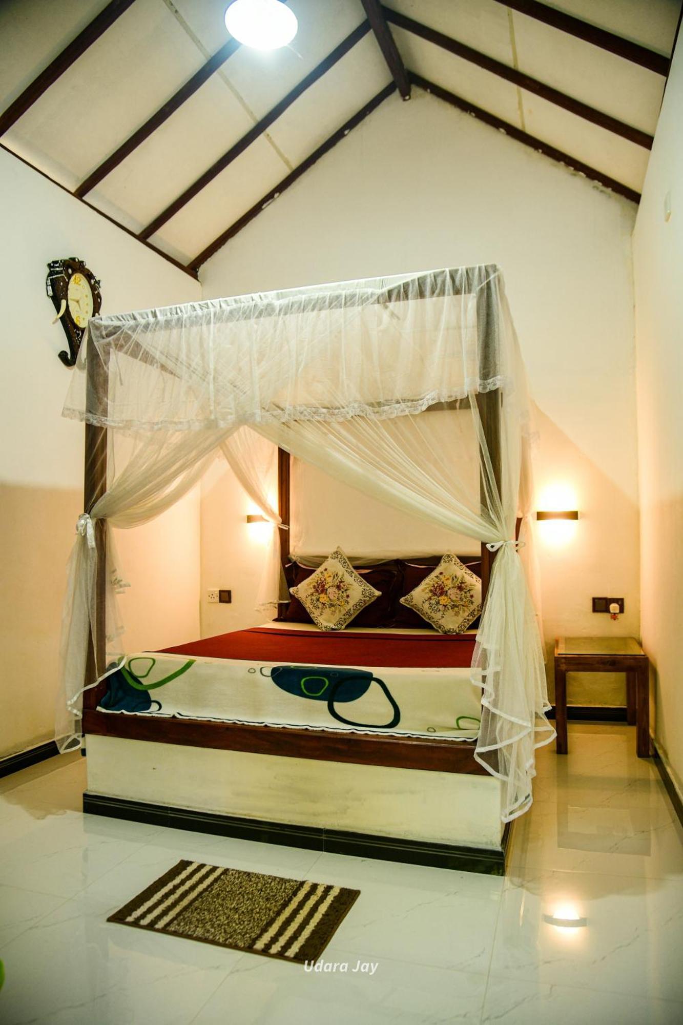Peacock'S Paradise Safari Hostel Udawalawe Zewnętrze zdjęcie